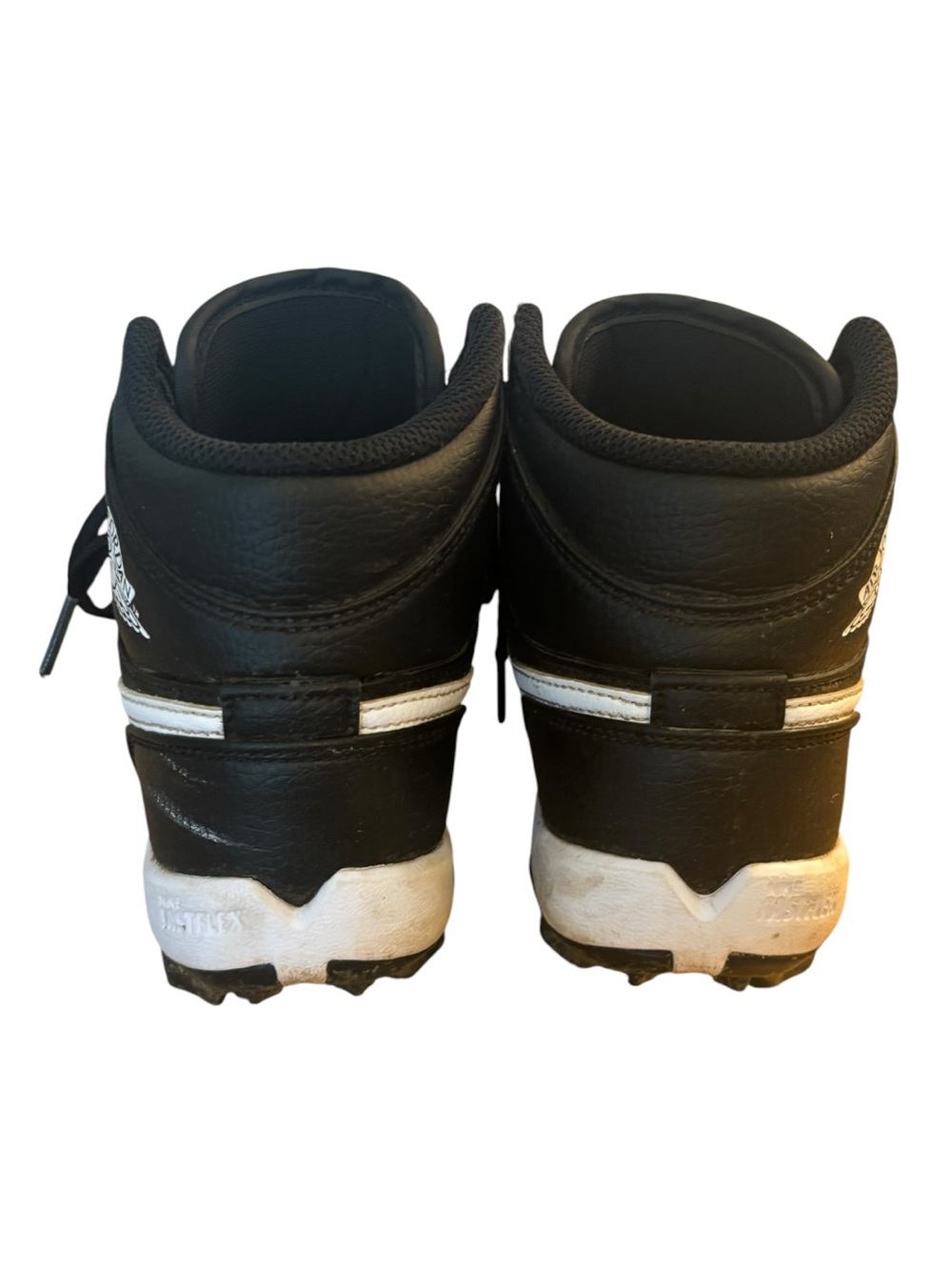 Nike Air Jordan 1 Mid Cleats - Picture 8 of 10